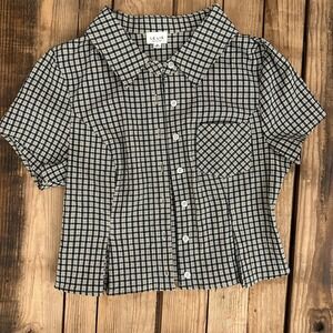 Le Lis Collection Navy Cream Plaid Short Sleeve Cropped Button Up Top M